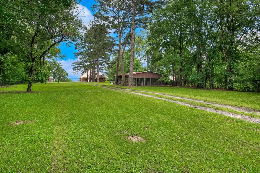 10307 Pirogue Road Oil City, LA 71061