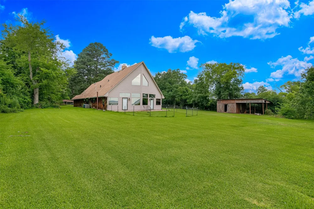 10307 Pirogue Road Oil City, LA 71061