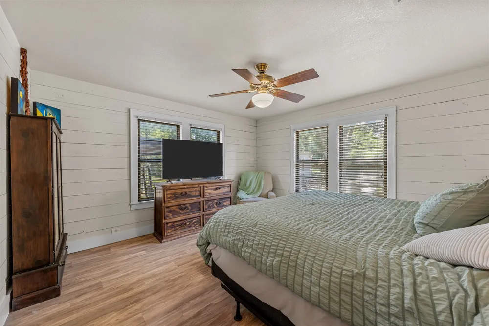 704 S Marable Street West, TX 76691