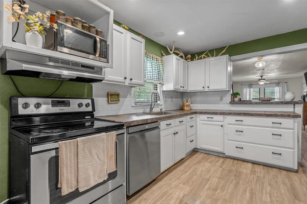 704 S Marable Street West, TX 76691