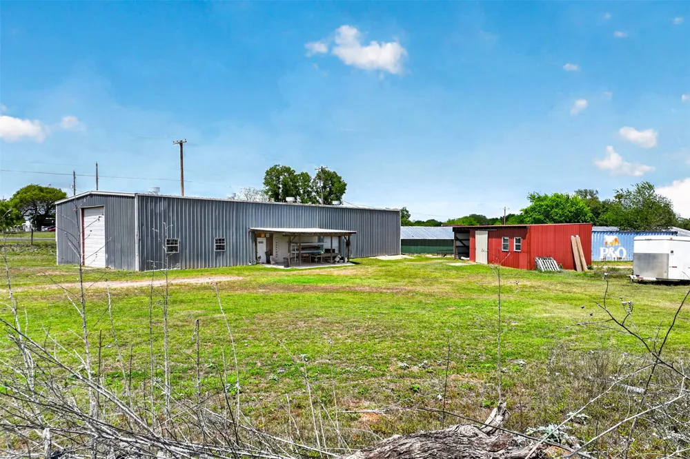 1763 Fm 108 Smiley, TX 78159
