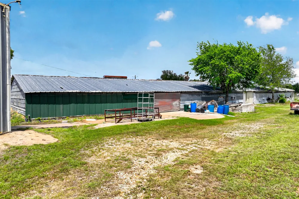 1763 Fm 108 Smiley, TX 78159
