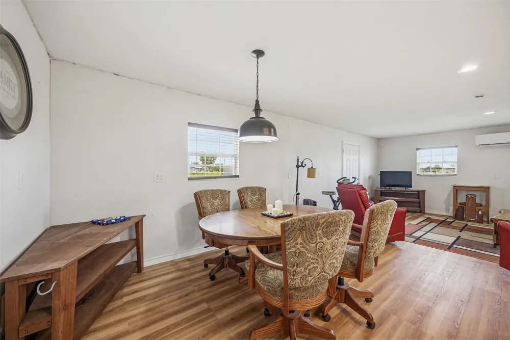 1763 Fm 108 Smiley, TX 78159