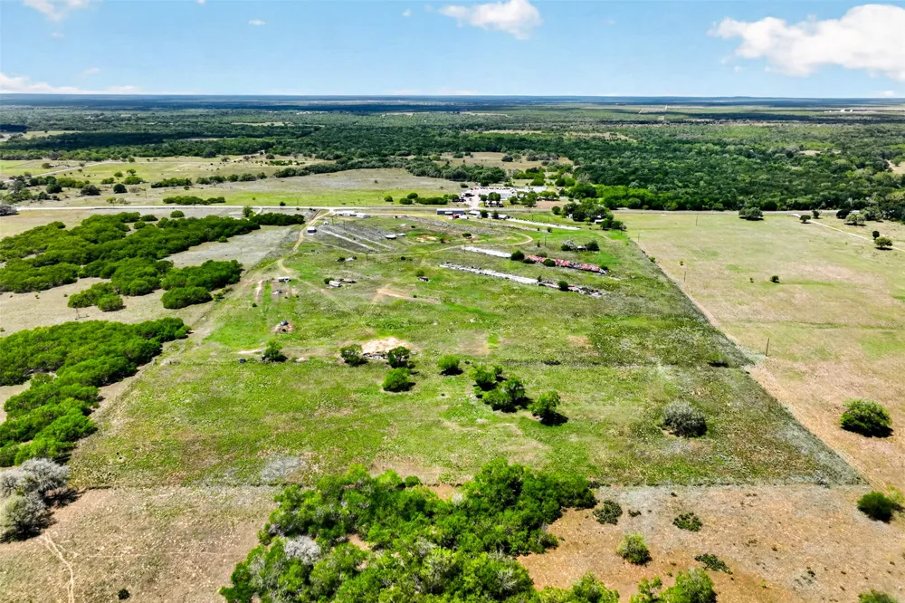 1763 Fm 108 Smiley, TX 78159