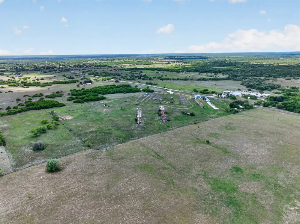 1763 Fm 108 Smiley, TX 78159