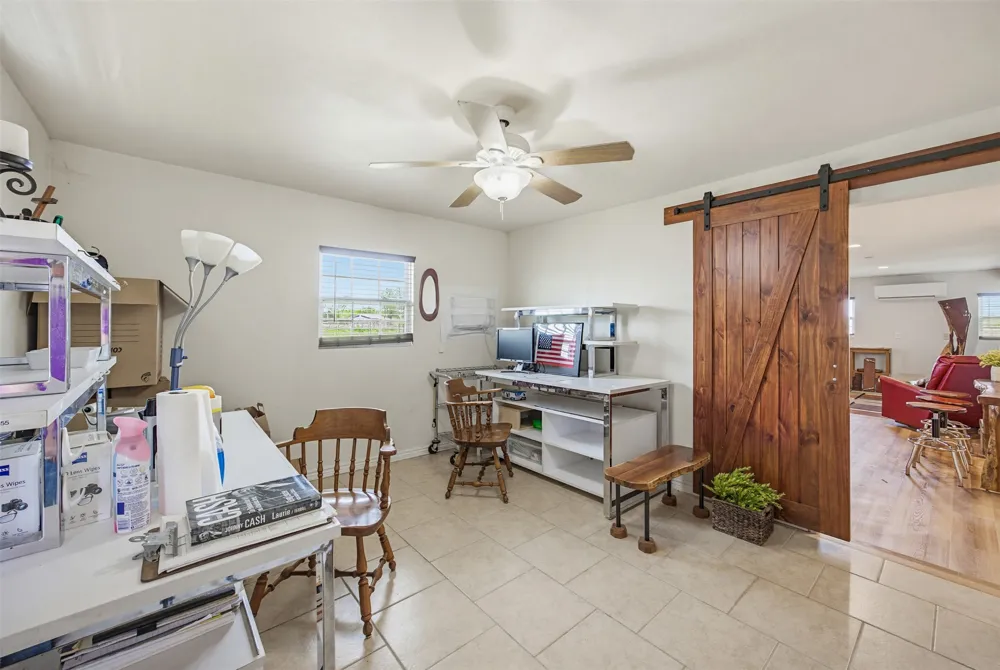 1763 Fm 108 Smiley, TX 78159