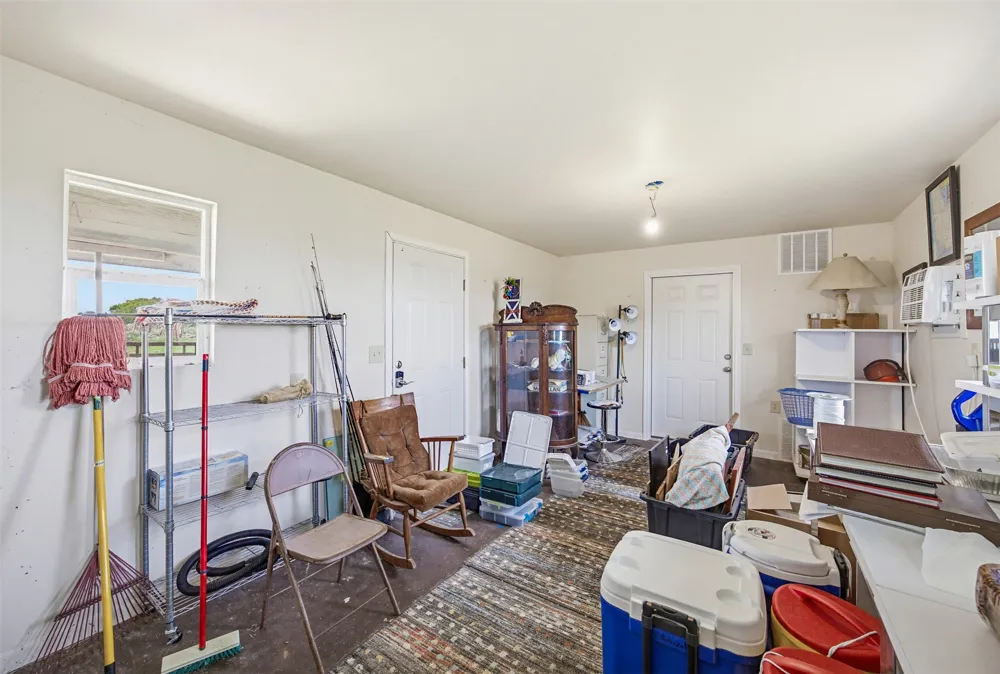 1763 Fm 108 Smiley, TX 78159