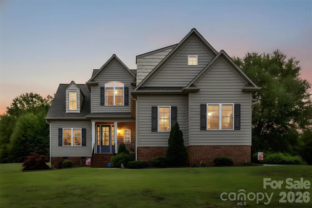 816 Springs Road Dallas, NC 28034