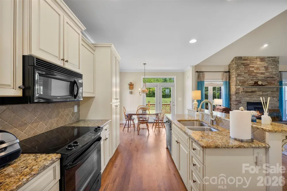 816 Springs Road Dallas, NC 28034