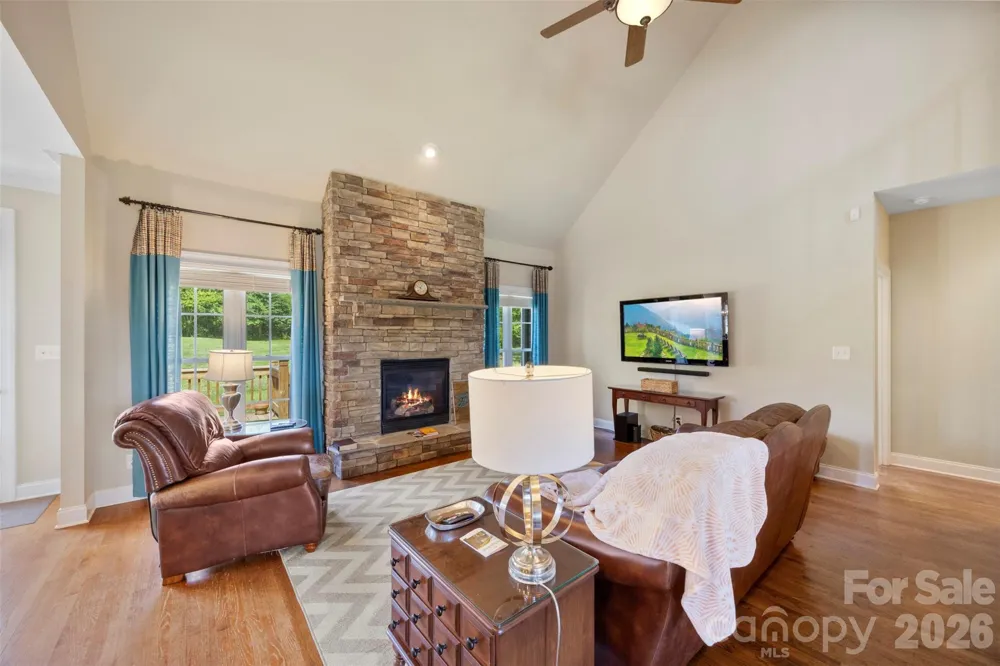 816 Springs Road Dallas, NC 28034