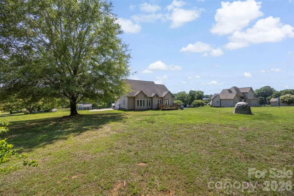 816 Springs Road Dallas, NC 28034