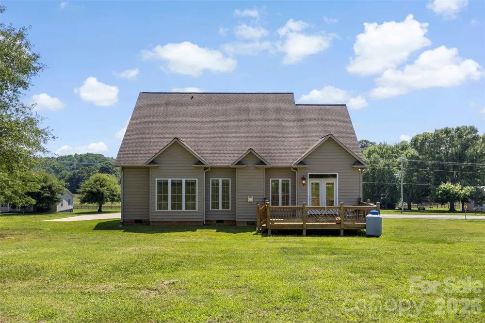 816 Springs Road Dallas, NC 28034