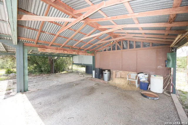 1130 COUNTY ROAD 270 Mico, TX 78056