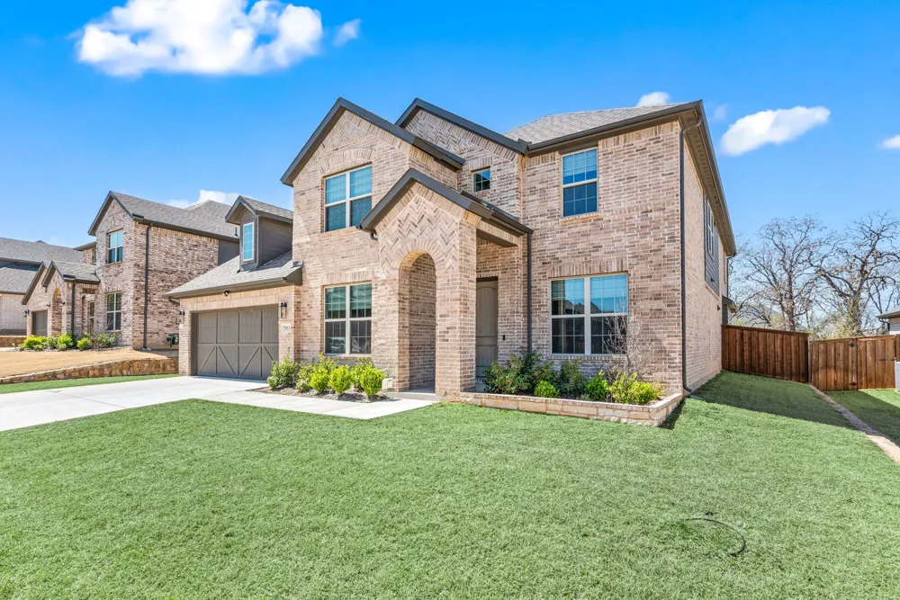 7013 Lost Falls Drive Argyle, TX 76226