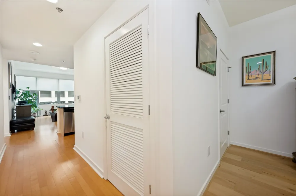 1200 Main Street #1207 Dallas, TX 75202