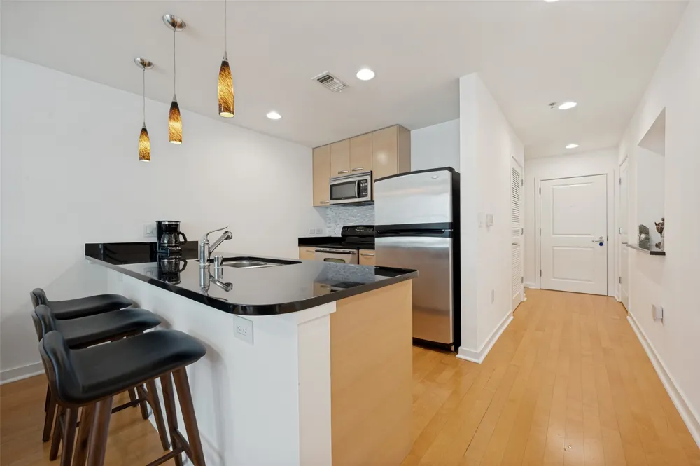 1200 Main Street #1207 Dallas, TX 75202