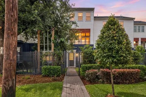 822 Cage Street