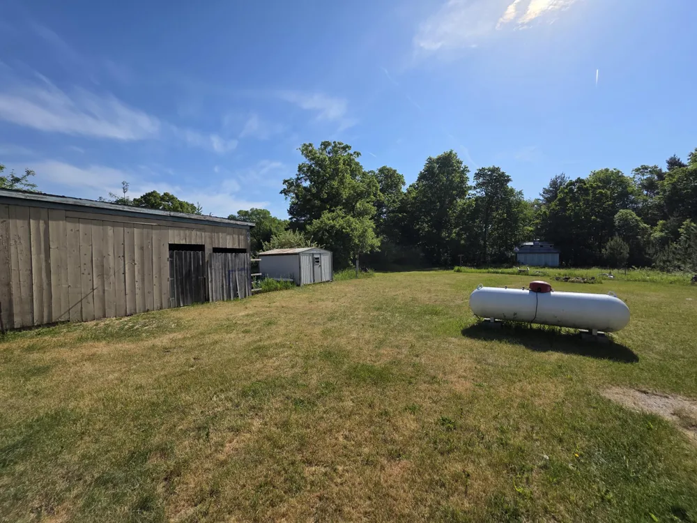 3837 Fawn Road Wellston, MI 49689