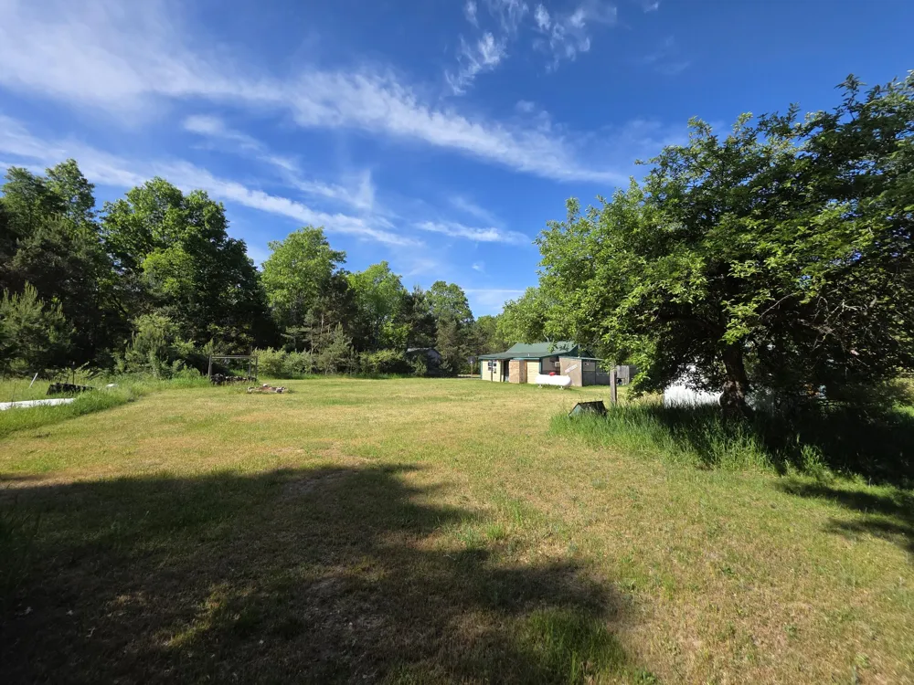 3837 Fawn Road Wellston, MI 49689