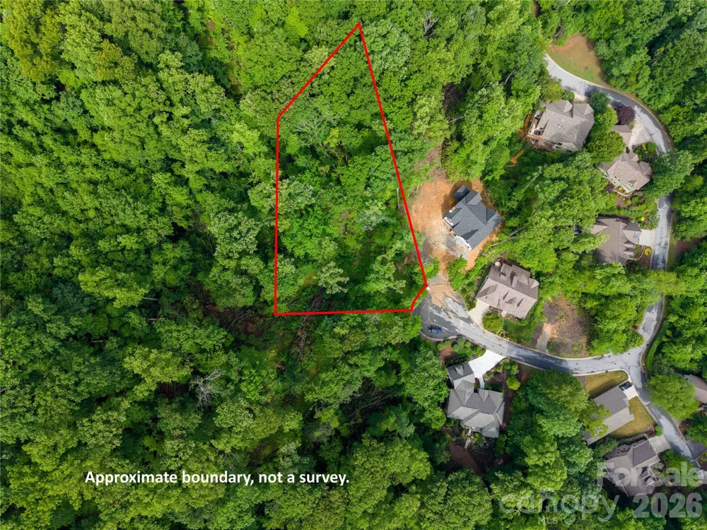 334 Carriage Crest Drive Hendersonville, NC 28791