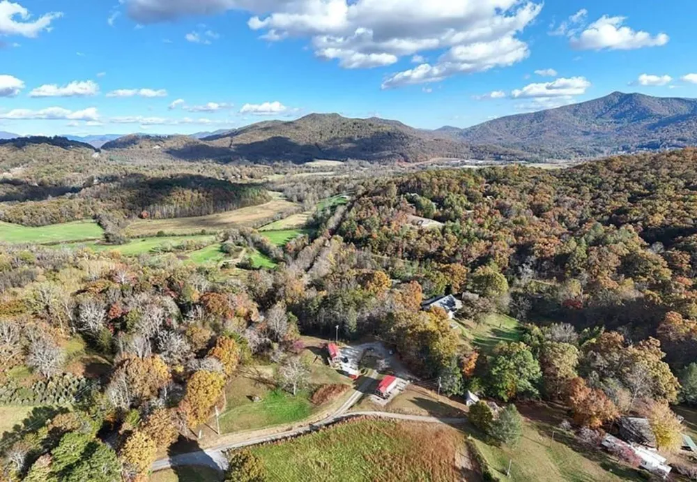 476 478 Lapidary Lane Young Harris, GA 30582