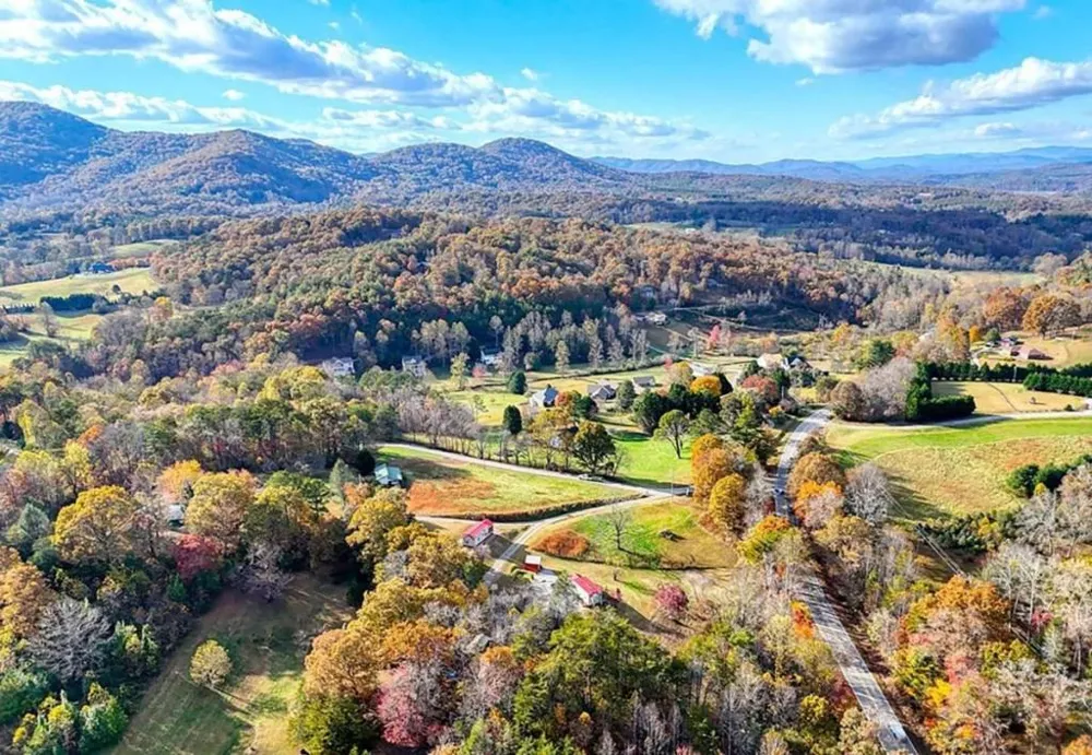 476 478 Lapidary Lane Young Harris, GA 30582