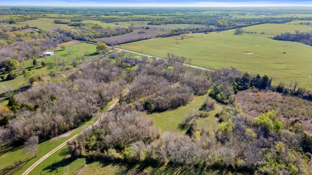 3979 Felder Road Washington, TX 77880