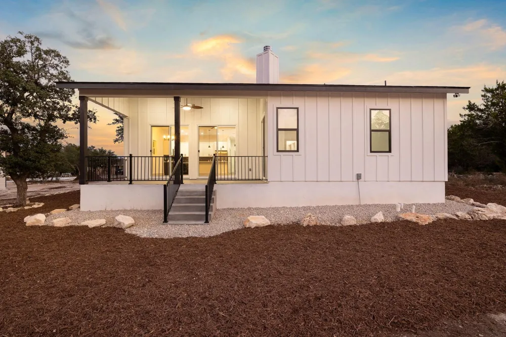 1210 Fernwood Road Fischer, TX 78623