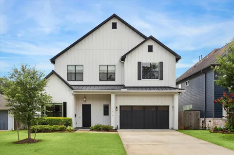 1419 Candlelight Lane