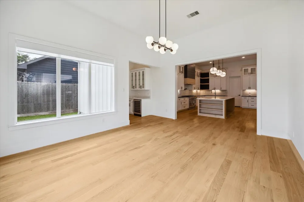 1419 Candlelight Lane Houston, TX 77018