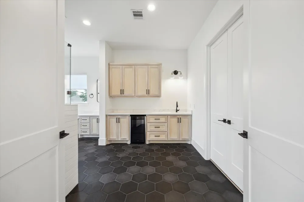 1419 Candlelight Lane Houston, TX 77018