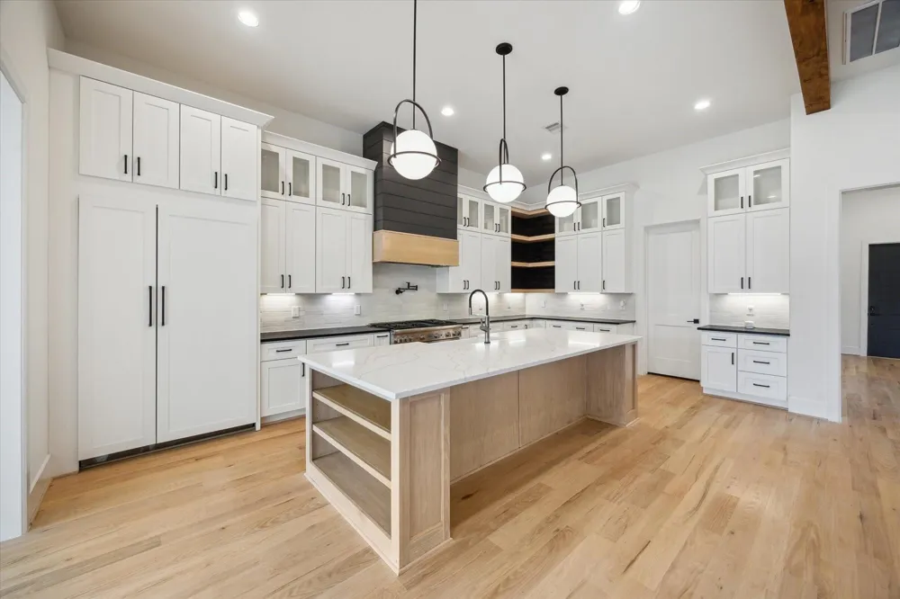 1419 Candlelight Lane Houston, TX 77018