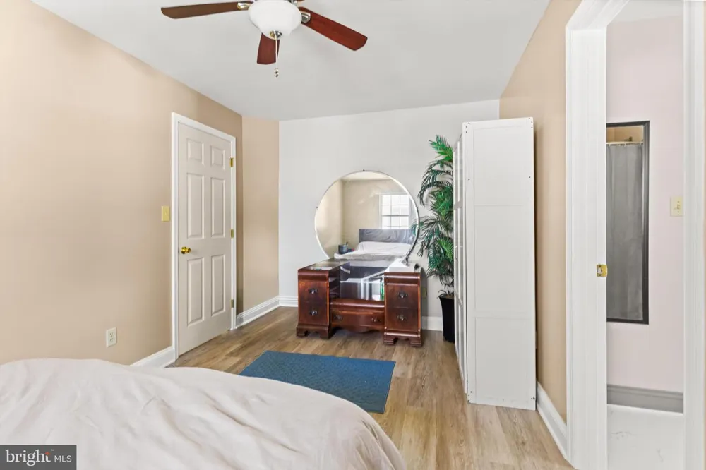 20 HALL HIGHWAY Crisfield, MD 21817