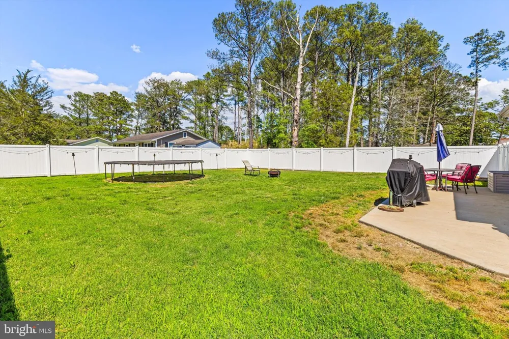 20 HALL HIGHWAY Crisfield, MD 21817