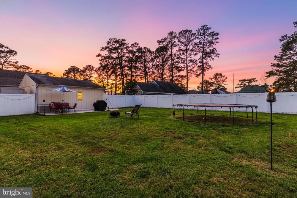 20 HALL HIGHWAY Crisfield, MD 21817