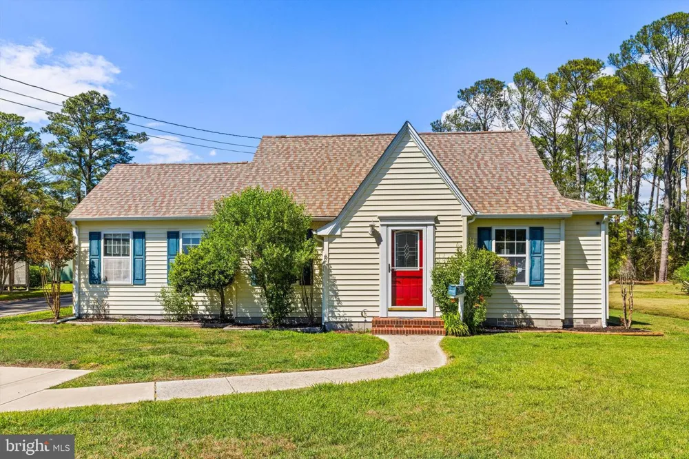 20 HALL HIGHWAY Crisfield, MD 21817