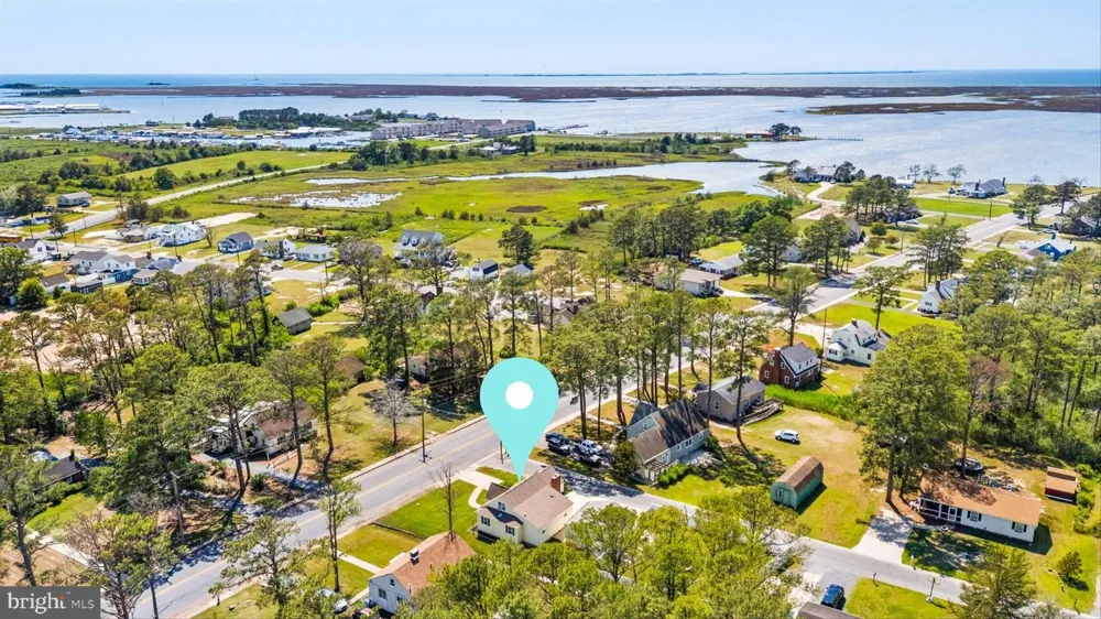 20 HALL HIGHWAY Crisfield, MD 21817