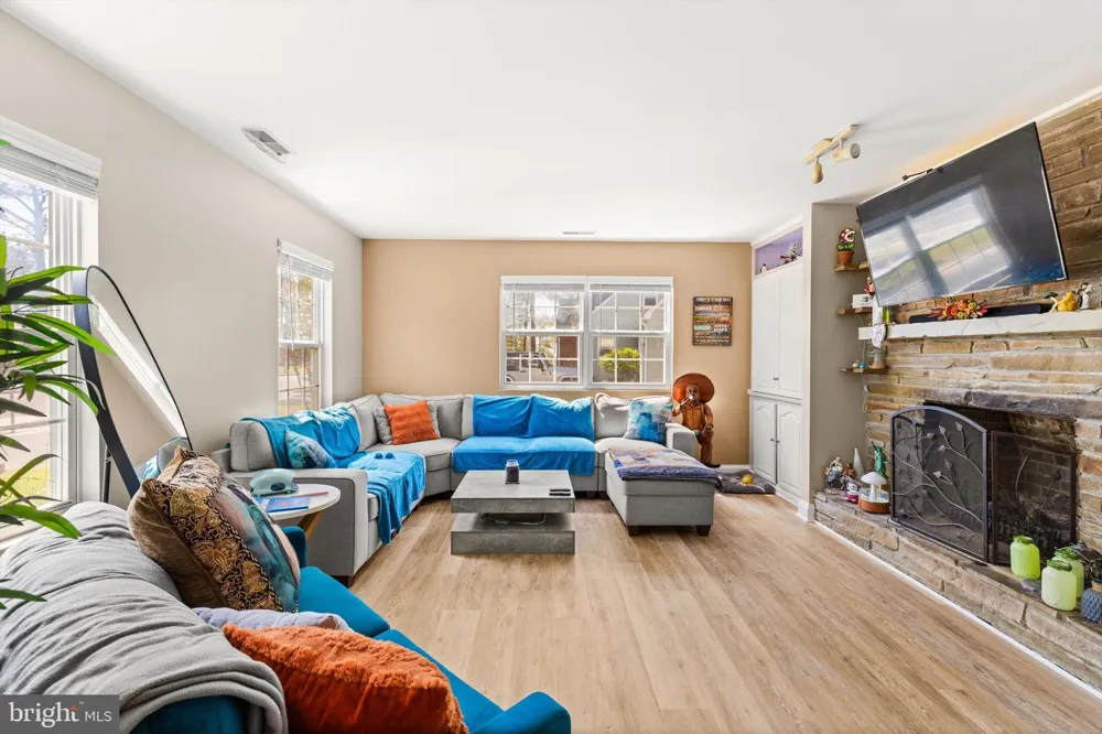 20 HALL HIGHWAY Crisfield, MD 21817