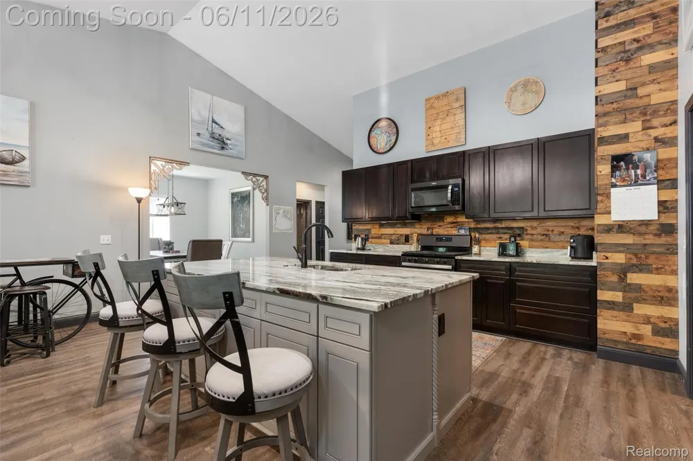 3099 Fruit Street Clay Township, MI 48001