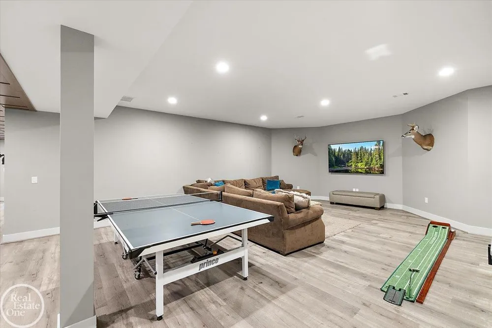 61391 Indian Trail Road Ray Township, MI 48096