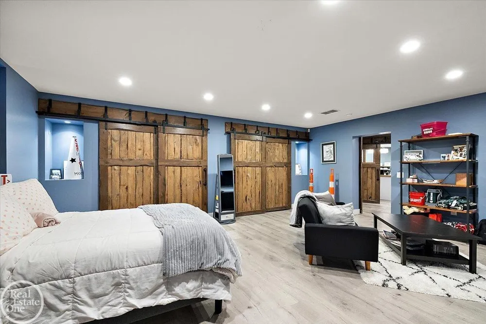 61391 Indian Trail Road Ray Township, MI 48096