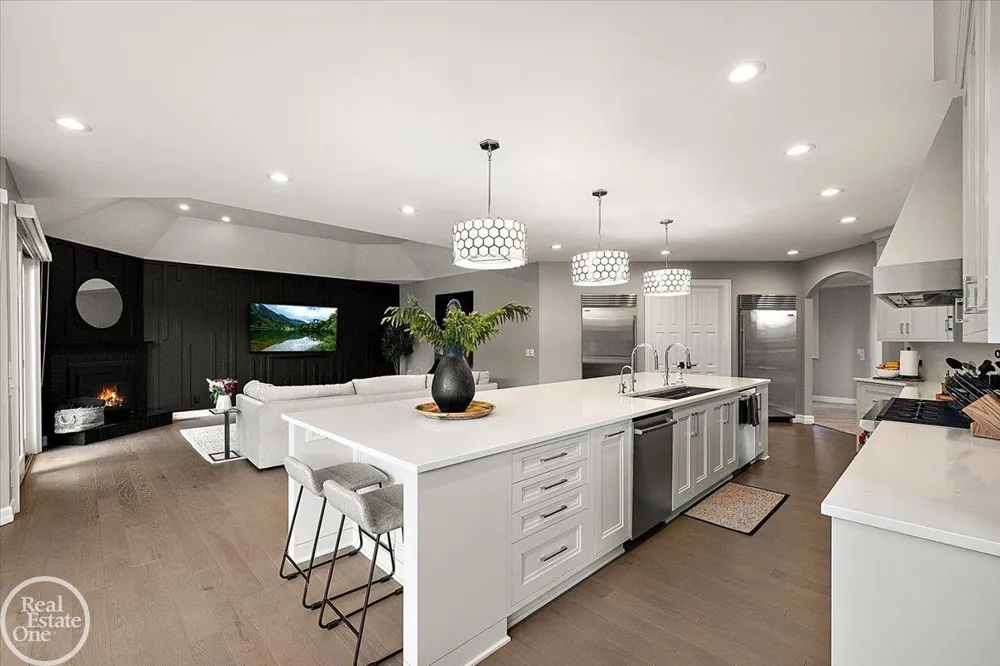 61391 Indian Trail Road Ray Township, MI 48096