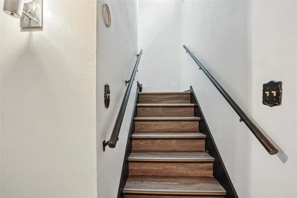 1719 E Grauwyler Road #103 Irving, TX 75061