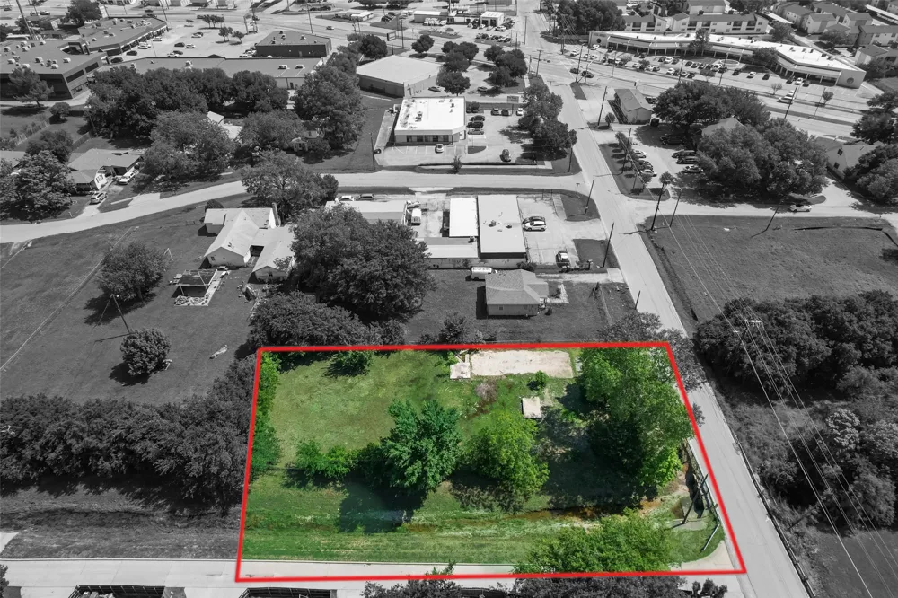 609 Gatewood Road Garland, TX 75043
