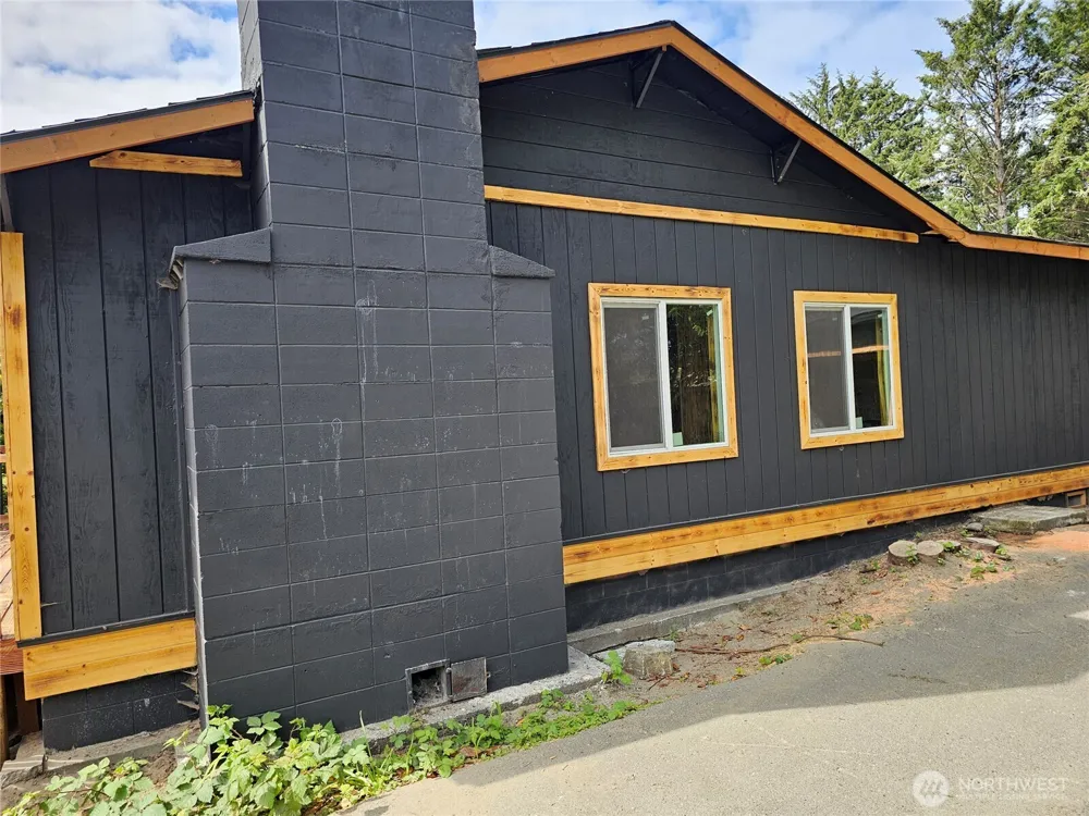 2231 SR 105 Grayland, WA 98547