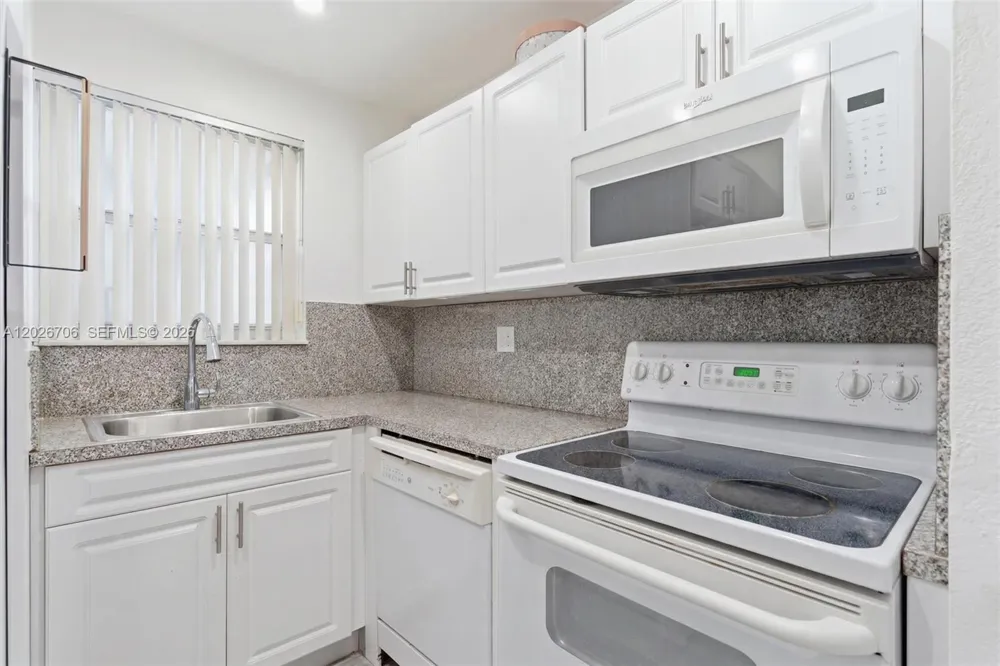 210 Fontainebleau Blvd #402 Miami, FL 33172