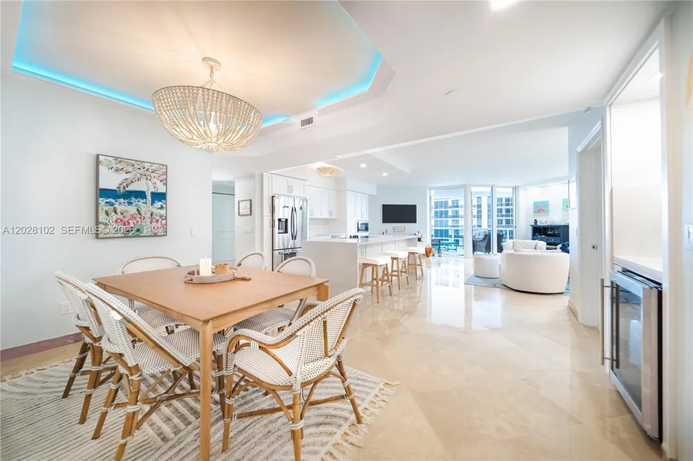 4779 Collins Ave #3504 Miami Beach, FL 33140