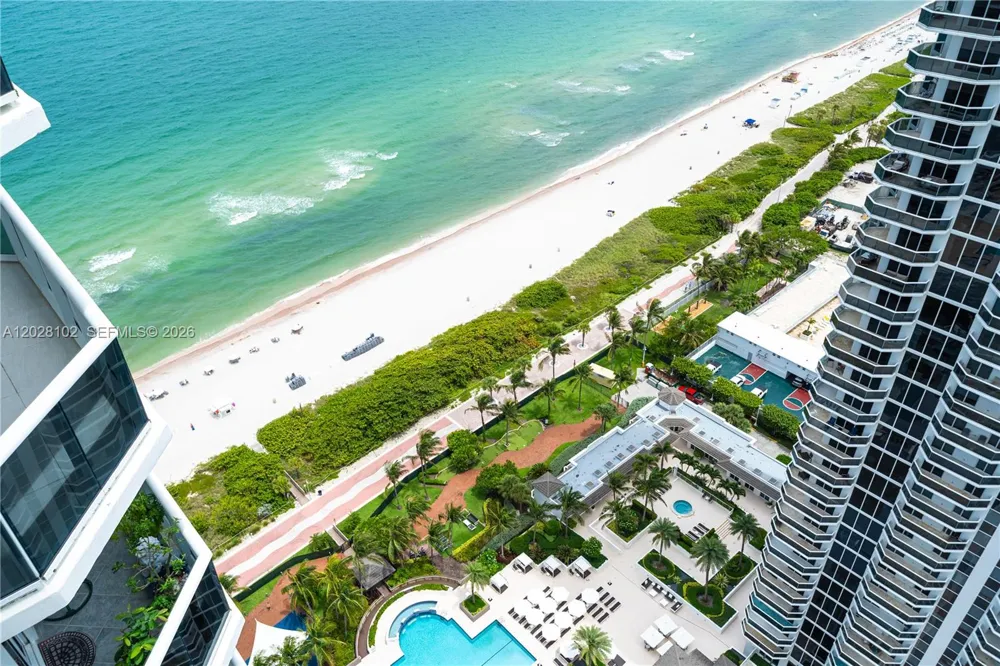 4779 Collins Ave #3504 Miami Beach, FL 33140