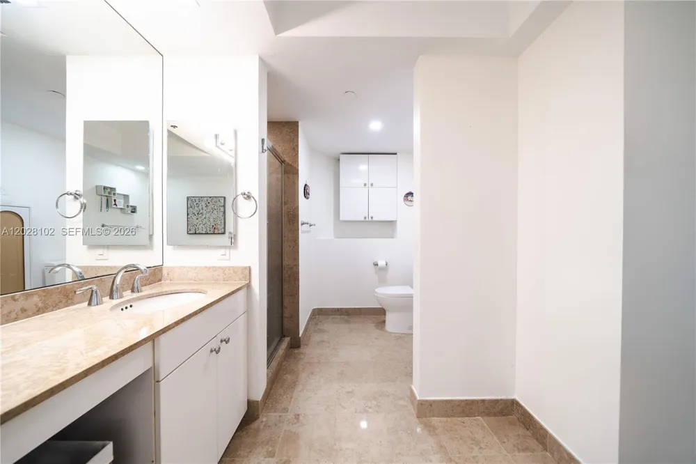 4779 Collins Ave #3504 Miami Beach, FL 33140