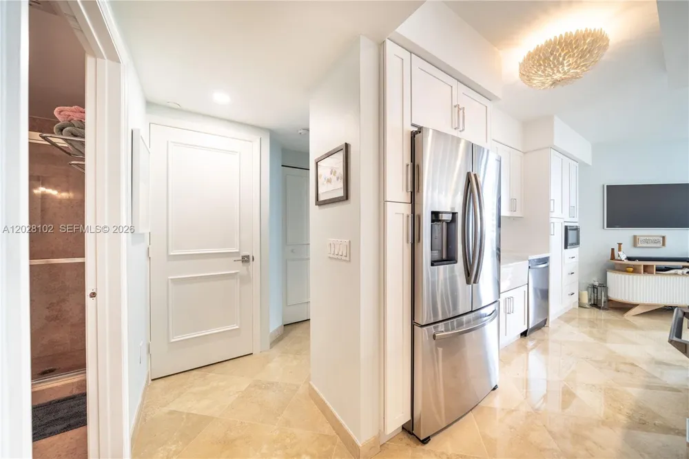 4779 Collins Ave #3504 Miami Beach, FL 33140
